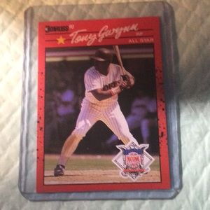 1990 Donruss Tony Gwynn #705